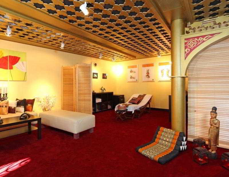 Hotel Schloss Huenigen Конольфинген Экстерьер фото